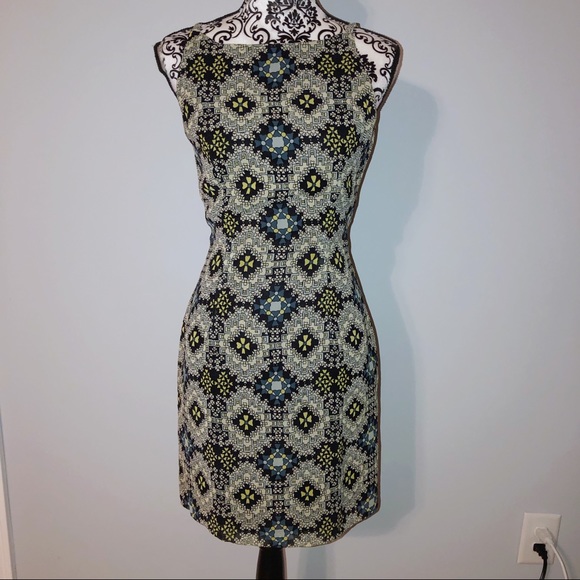 Rampage Dresses & Skirts - Rampage size small fitted patterned dress